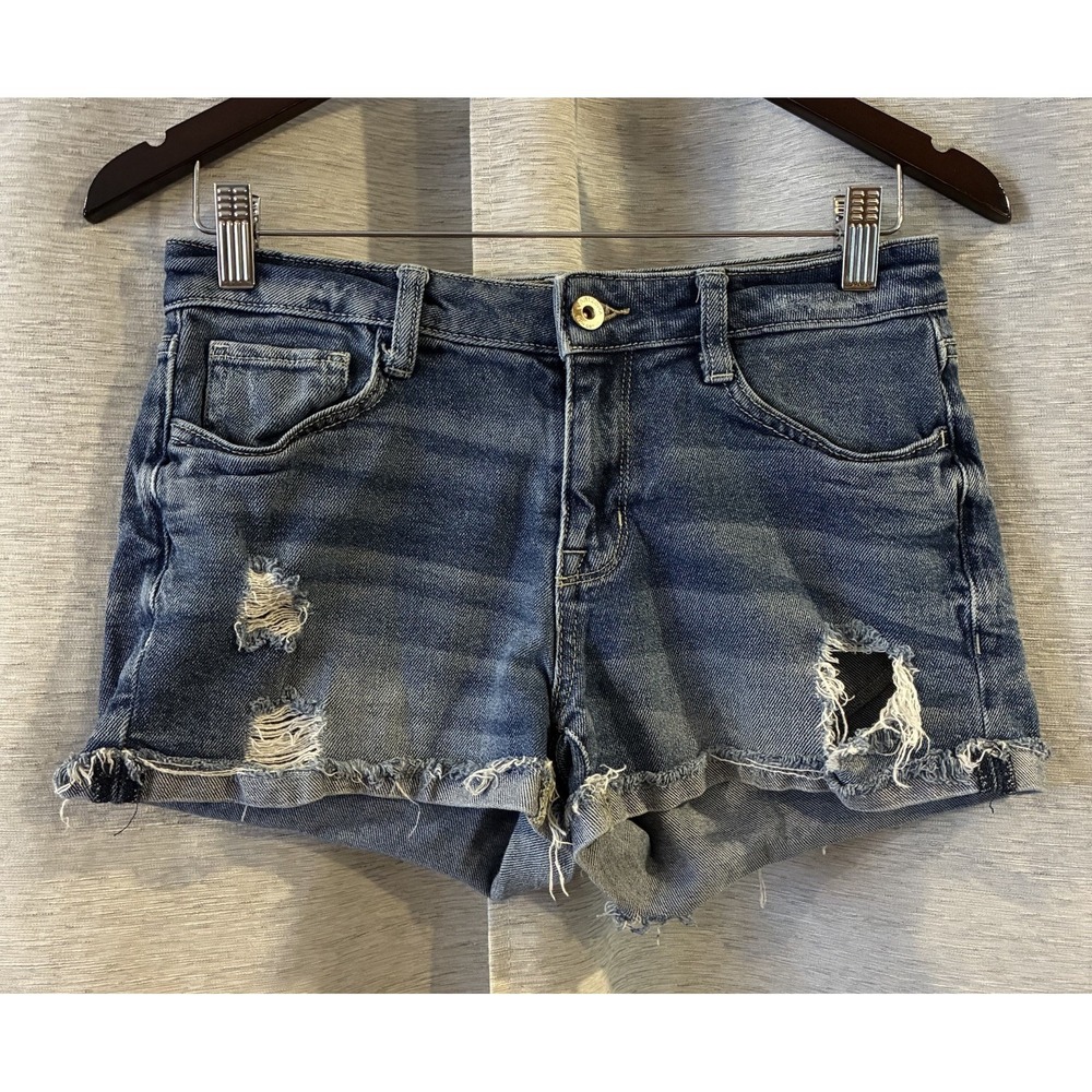 Arizona Jean Co Women's Distressed‎ Denim Shorts Size 7 Frayed Hem